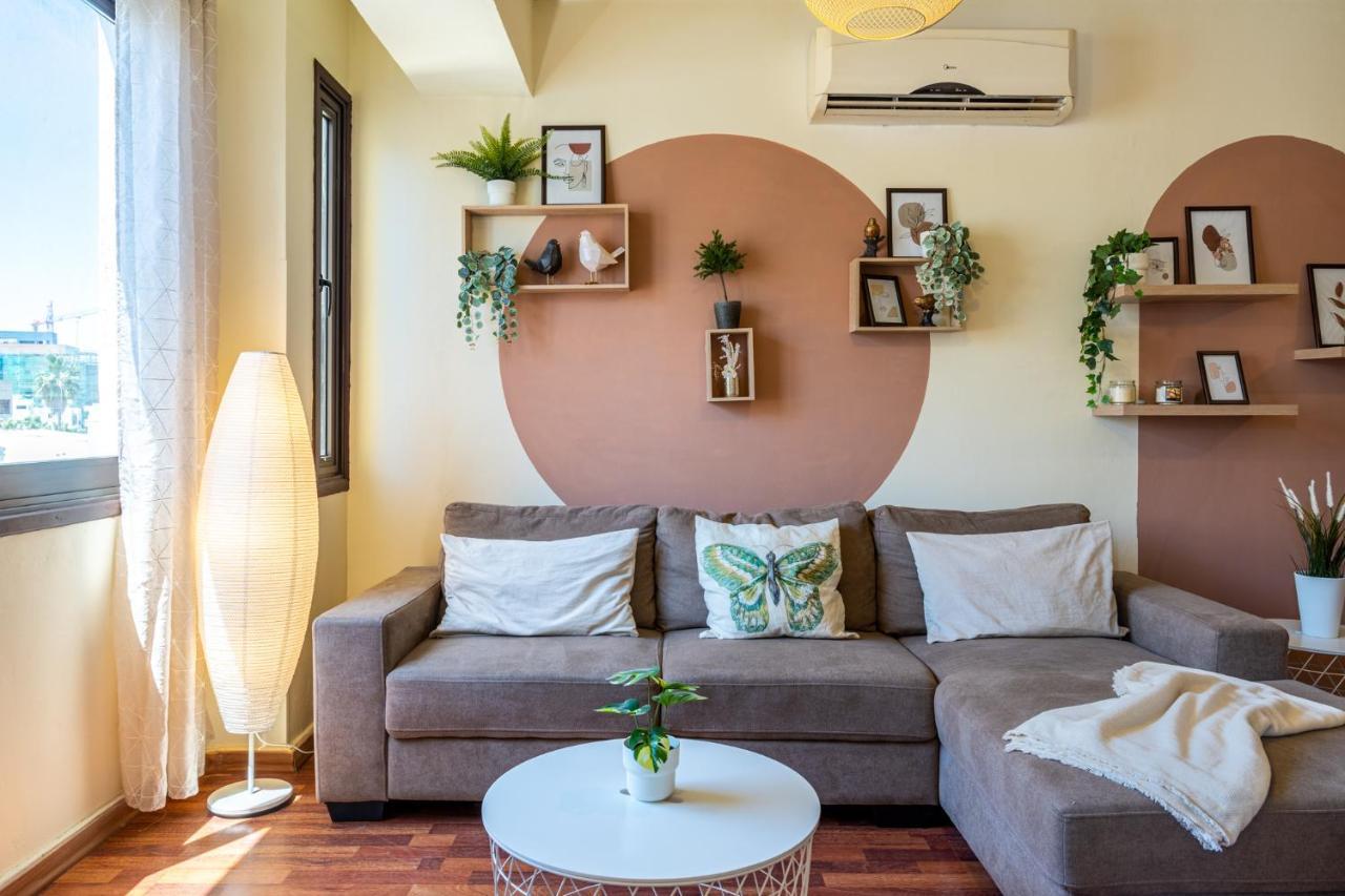 Celine'S 2 Bedrooms Apartment In Larnaca Center Экстерьер фото